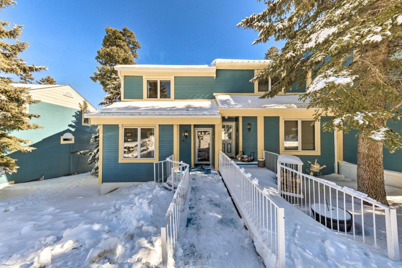 Bright Cloudcroft Condo With Game Room And Deck! Екстериор снимка